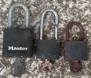 3x Padlocks Locks With Keys inc Master - Picture 1 of 5