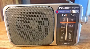 Panasonic RF-2400D Portable AM / FM Radio Tested Working - Picture 1 of 11