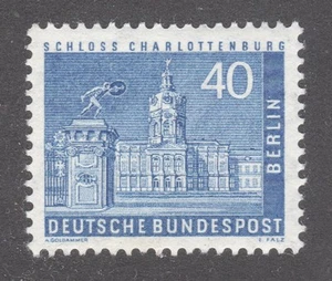 GERMANY, BERLIN STAMP #9N131 — 40pf CASTLE -- 1957 -- UNUSED - Picture 1 of 2