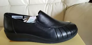 Spring Step Women's Black Leather loafer made in Portugal, US 7.5/EU 38 - Picture 1 of 8