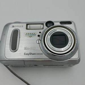 Kodak EasyShare DX6340 3.1MP Digital Camera - Silver - For Parts - Picture 1 of 6
