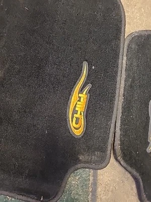 Alfombrillas Toyota RAV 2003-2005 4 edición chile delanteras derecha e izquierda raras OEM Foto 1 de 4