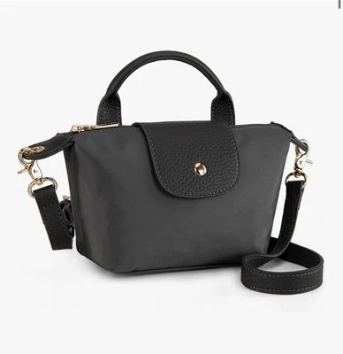 Bandolera Montana West de nailon ligera nueva con etiquetas Foto 1 de 3