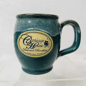 Taza de café Deneen Carriage House Bed & Breakfast Jefferson Tx azul arrojada a mano - Imagen 1 de 7