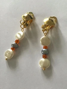 Ohrclips/goldfarben/natürliche Zuchtperlen/hängend/dekorativ/4cm - Bild 1 von 5