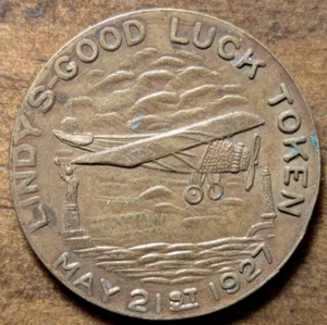 1927 Charles Lindbergh Nueva York a París Vuelo Buena Suerte Gato Avión Moneda Ficha - Imagen 1 de 4