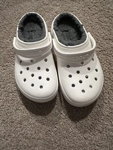 CROCS Classic Faux Fur Lined Clog Shoes Slip On Youth Junior Size 4 White Gray - Picture 1 of 11
