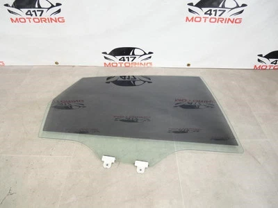 Subaru WRX STI 2008-2014 puerta trasera pasajero vidrio lado derecho tintado OEM Foto 1 de 4