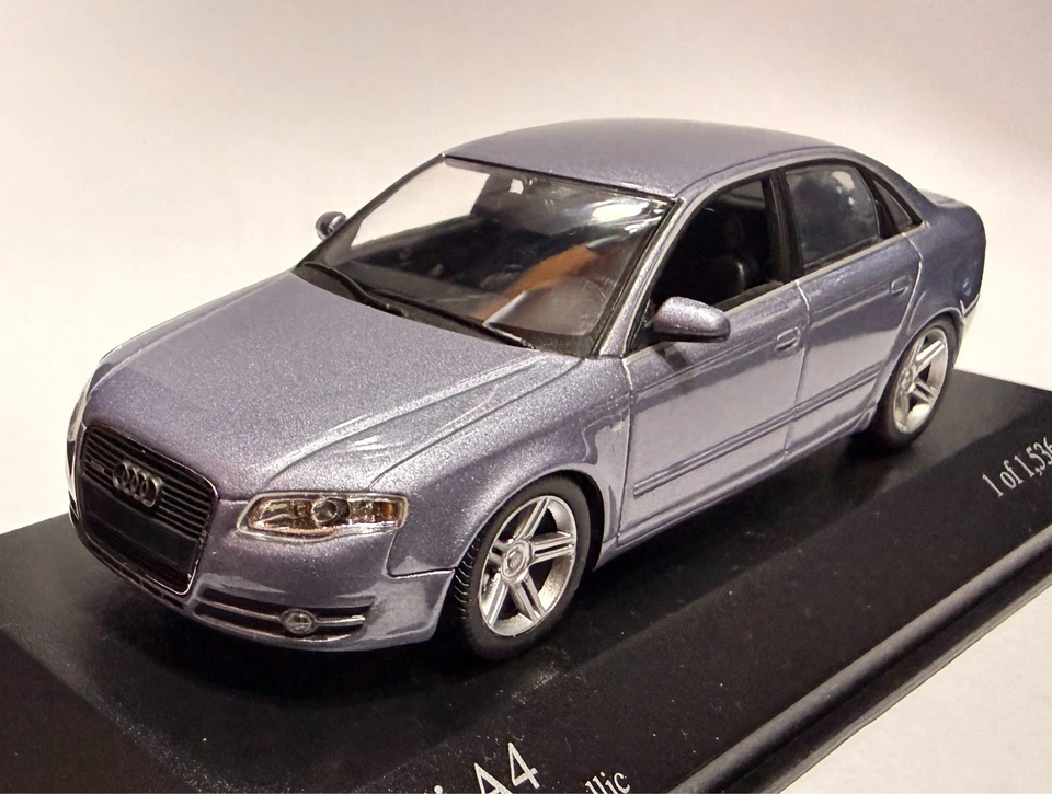 1/43 AUDI A4 2004 MINICHAMPS 400014400 EXTREMELY RARE NO CARD BOX - Immagine 1 di 1