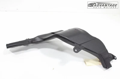 2015-2016 宝马 M235I XDRIVE F22 DASH 通风口后部右暖通空调加热器 DUCT 原始设备制造商 — 第 1/4 张图片