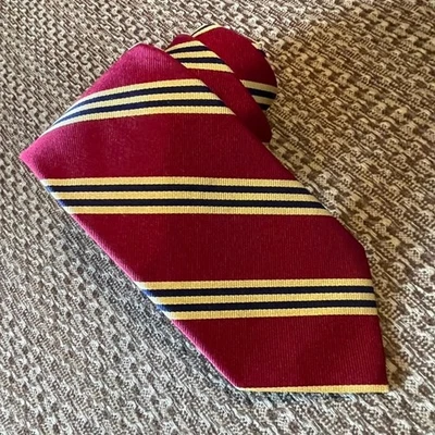 Corbata Brooks Brothers Borgoña Azul Dorado Rayas 100% Seda Tejida en Inglaterra Foto 1 de 4