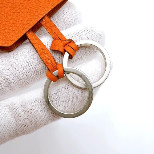 HERMÈS Collana Hermes in pelle all'uncinetto usata in ottime condizioni senza scatola rosa 24 pollici originale