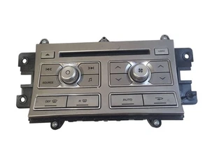 Jaguar XF X250 2010 Climate control unit module 8X2318C858BG JUT222527 - Picture 1 of 4