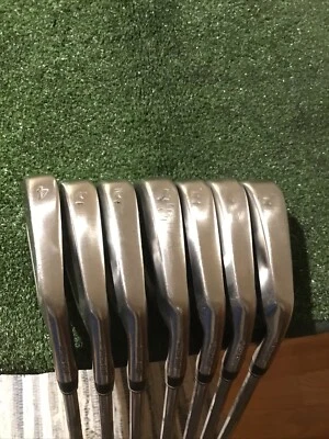 Wilson Staff Pi5 Irons Set 4-PW Steel Shafts - Image 1 of 4