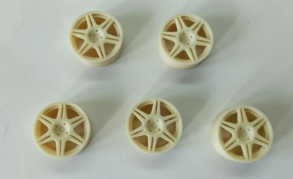 Set 5 cerchi wheels Renault Megane Maxi Rally 1/18 Ut Models Ottomobile Norev  - Immagine 1 di 1