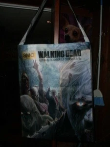 NEW EXCLUSIVE 2014 NYCOMICCON THE WALKING DEAD Vinyl tote Bag approx 30 x 20 - Picture 1 of 2