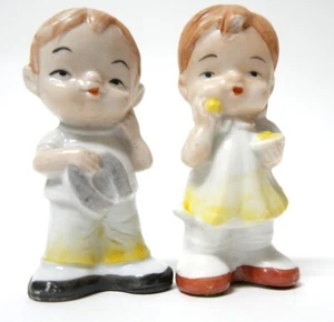 Vtg. 1950's Asian Flat Faced Head Boy Girl Ceramic Figures Figurines MCM Japan - Picture 1 of 6
