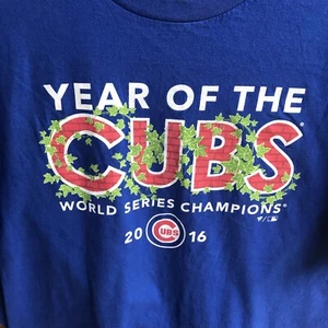 MLB Chicago Cubs Año de los Cachorros 2016 Serie Mundial Campeones Camiseta Azul Hombres L XL - Imagen 1 de 10