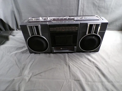 RADIO CASETE REPRODUCTOR BOOMBOX Hitachi TRK-6820H Foto 1 de 4