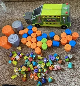 Grossery Gang Lot Of 65 Mini Figs, Trash Truck Trash Cans 4 Lg 30 Sm - Picture 1 of 8