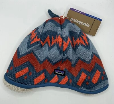 Novo com etiquetas Gorro Patagonia Baby 3-6 Meses Reversível LOFOTEN GEO KNIT: Azul Ondulado - Imagem 1 de 4