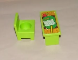 VINTAGE Fisher Price Little People School Teacher Desk & Chair Excellent - Picture 1 of 3