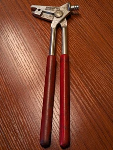 VINTAGE SNAP ON TOOLS WHEEL WEIGHT PLIERS BALANCE LEAD HAMMER RED COMFORT GRIP - Bild 1 von 10