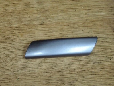 Tirador de puerta trasera derecha Subaru Legacy Outback XT 2005-2009 Foto 1 de 2