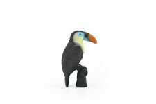 Toucan, Bird, Very Nice Plastic Model, Hand Painted Toy     2"     F093 B43