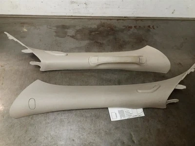 Par de paneles de ajuste GM SUV LH RH A-Pilar 2007-2014 con altavoces gris OEM 10104804 Foto 1 de 4