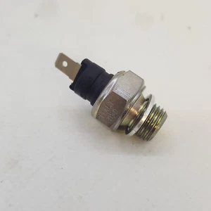 Bulbo Interruptor Presión Aceite Lada Niva - Zastava Yugo Para 21013810600 - Imagen 1 de 3