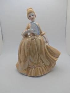 Vintage Young Victorian Lady Porcelain Figurine, Great Condition. - Bild 1 von 5