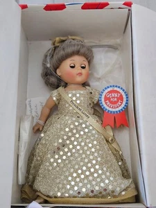 NIB NRFB 2000 President Ginny Inaugural Ball Doll Vogue 0HP138 - Picture 1 of 3
