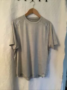 Primark Workout Mens Pale Grey Short Sleeve Sports Top Size L - Picture 1 of 9