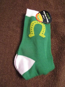 1 Pair Mens St Patty's Lucky Horseshoe Novelty Crew Socks 10-13 Fits Shoe 6-12 - Picture 1 of 3