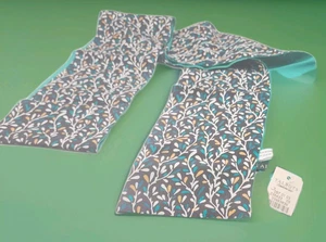 TALBOTS Narrow 100% SILK Scarf Sash Ladies GREEN-BLACK-WHITE Leaf 2 Side 66"X4" - Picture 1 of 4