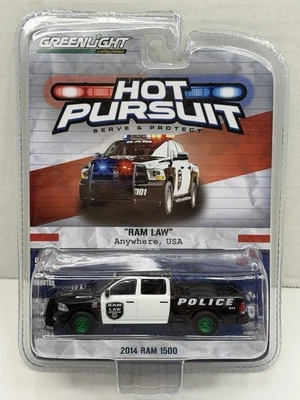 Greenlight Hot Pursuit 2014 Ram 1500 “Ram Law” verde Foto 1 de 4