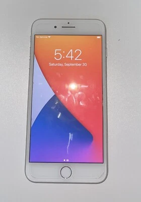 Apple iPhone 8 Plus - 128GB - Silver (Verizon) A1864 (CDMA + GSM) - Image 1 of 3