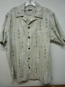 HAWAIIAN Print Men's Aloha Shirt / Go Barefoot ~ MEDIUM - Picture 1 of 3