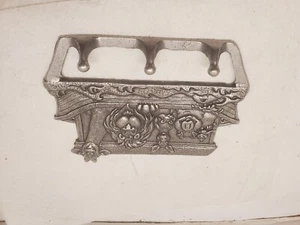 8" Metal 3 Hook Wall Mount Rack Noah's Ark Animals Child's Room Decor - Picture 1 of 10