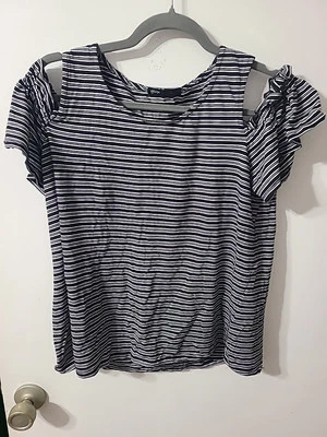 Women's Black And White Striped Short Sleeve Top By Gibson Size Medium - Image 1 of 4