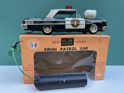 Japón Ford GALAXIE Policía Lata Litografía Patrulla de Carreteras Control Remoto-Movimiento FUNCIONA Foto 1 de 4