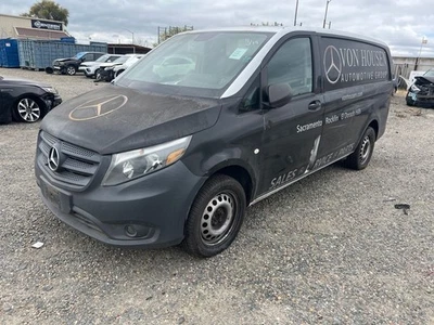 BLK REAR BUMPER ASSEMBLY 2016-2020 MERCEDES-BENZ METRIS Foto 1 de 4