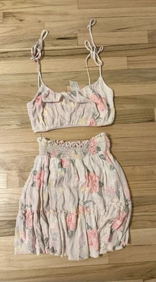 Conjunto de falda floral rosa talla pequeña Blue Blush para mujer Foto 1 de 4