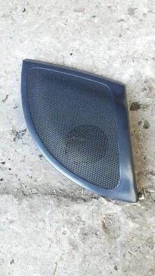RENAULT MEGANE MK1 99-03 DRIVER /RIGHT SIDE FRONT DASHBOARD SPEAKER TWEETER... - Image 1 of 3