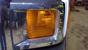 Driver Corner/Park Light Park Lamp-turn Signal Fits 06-10 HUMMER H3 497552 - Picture 1 of 12