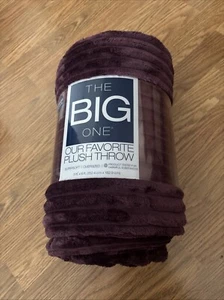 The Big One Oversized Plush Throw Blanket Purple Ribbed 60" x 72" or 5'x6' - Picture 1 of 1
