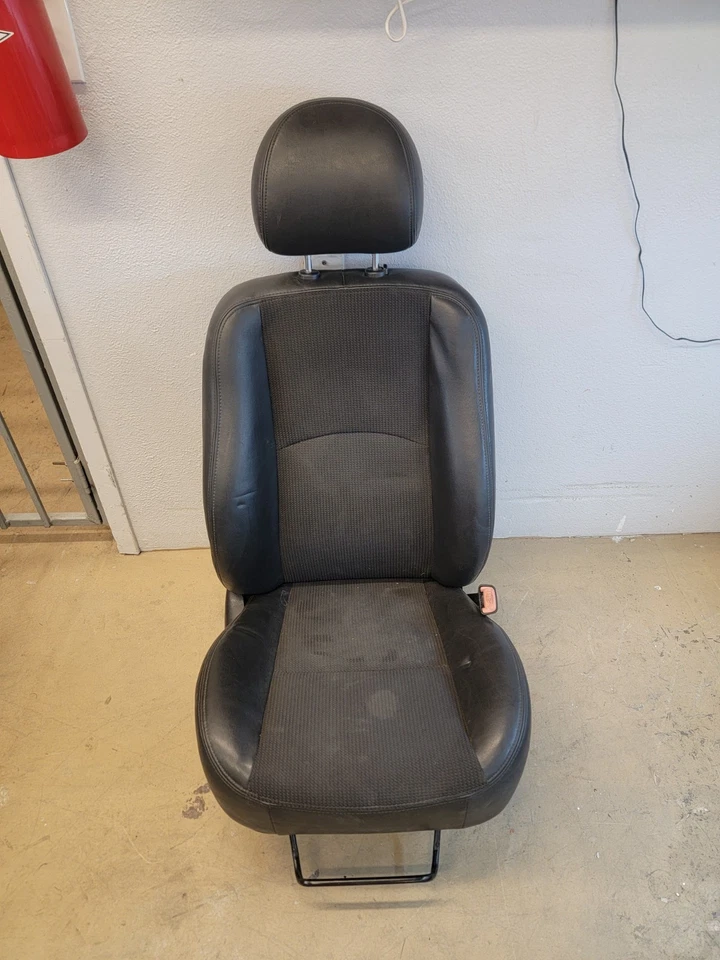 Dodge Neon SRT4 2004-2005 Katzkin cuero interior asiento de pasajero 👁 Foto 1 de 4