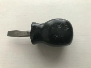 Snap-On Tools USA 1/4" Flat Tip Black Stubby Black Hard Handle Screwdriver SSD1 - Picture 1 of 5