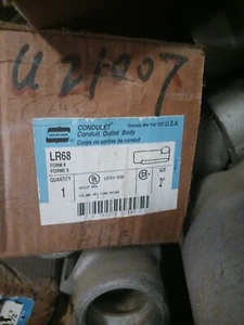 Crouse-Hinds LR68, Corpo uscita tubo rigido, forma 2 Lr 8 Corpo CNDT, 1 PZ - Foto 1 di 1